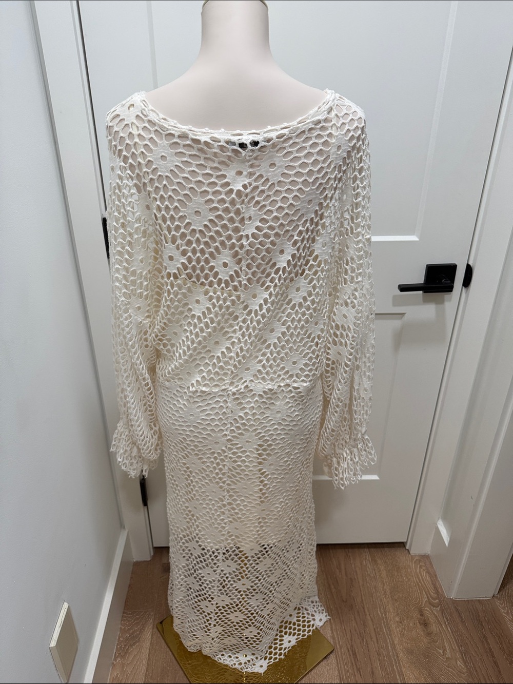 Zara Cream Crochet V-Neck Maxi Dress - Picture 4 of 6